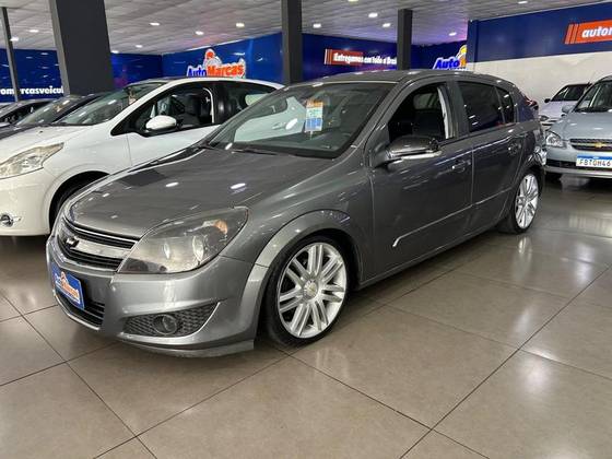 CHEVROLET VECTRA 2.0 MPFI ELEGANCE 8V 140CV FLEX 4P AUTOMÁTICO CHEVROLET VECTRA 2.0 MPFI ELEGANCE 8V 140CV FLEX 4P AUTOMÁTICO